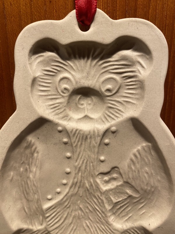 Brown Bag Cookie Mold Art Teddy Bear Stone Press 6” Mold 1984 Vintage gallery