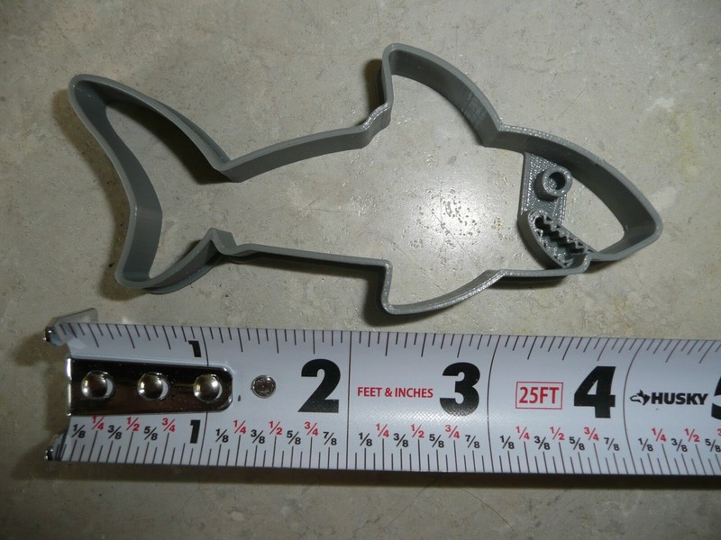 SWIMMING SHARK DETAILED FACE TEETH COOKIE CUTTER MADE IN USA PR5065 gallery