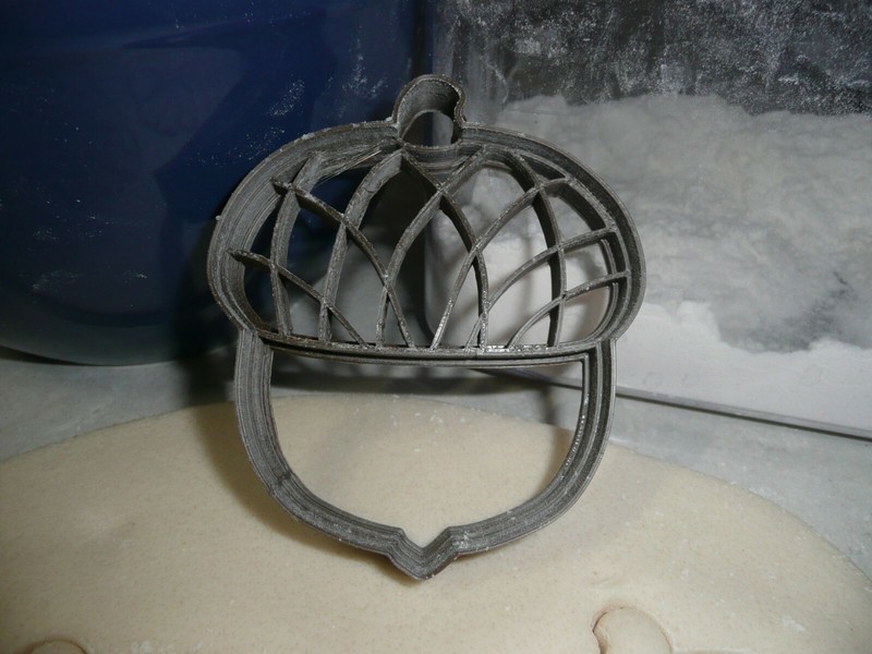 ACORN NUT OAKNUT LOVED BY SQUIRRELS FALL SEASON SPECIAL COOKIE CUTTER USA PR2290 gallery