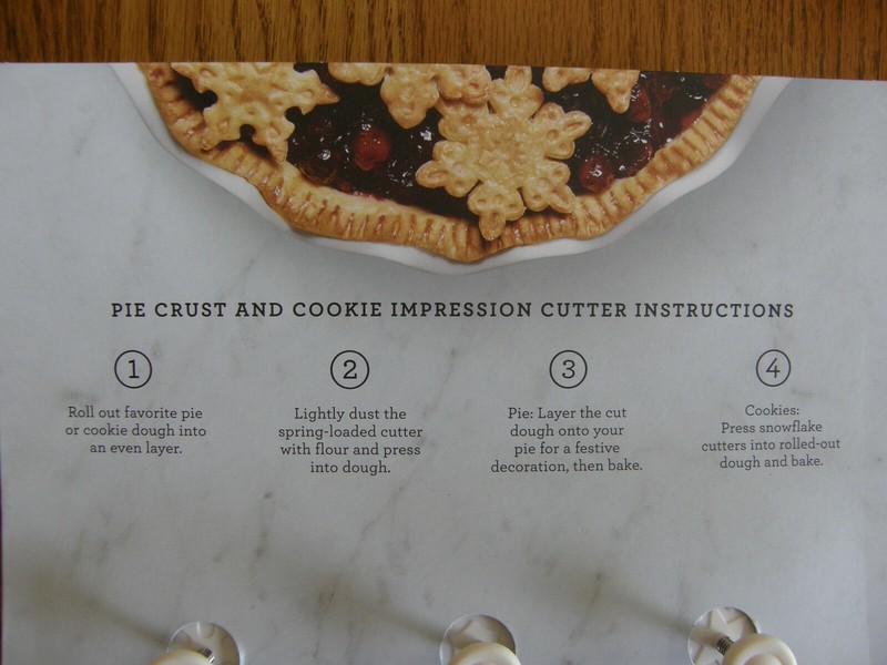 Set 6:Williams Sonoma Snowflake Pie Crust or Small Cookie Cutters,Cupcake topper gallery