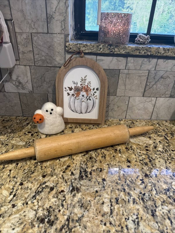 Vintage 19″ Wooden Rolling Pin — Solid Wood — Rustic Farmhouse Kitchen Bakeware