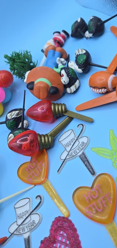 Vintage Lot of Clown Balloons Santa Mickey Cake Toppers Birthday 30 plus Pcs gallery