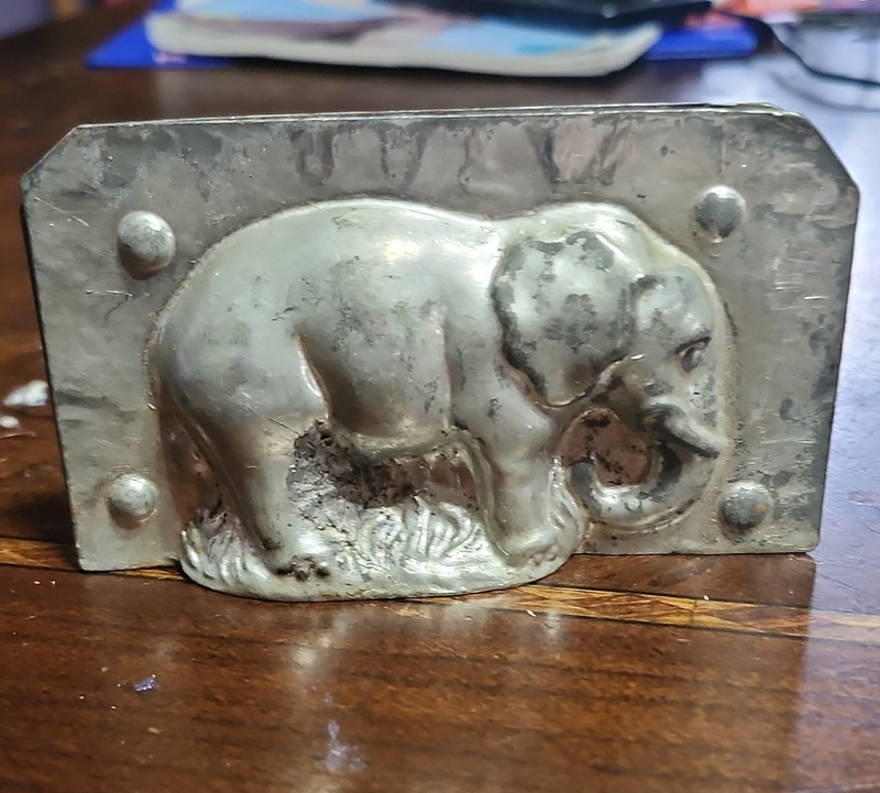 Vintage Aluminum 3D Elephant Chocolate/Candy Mold, 2-Piece Silver