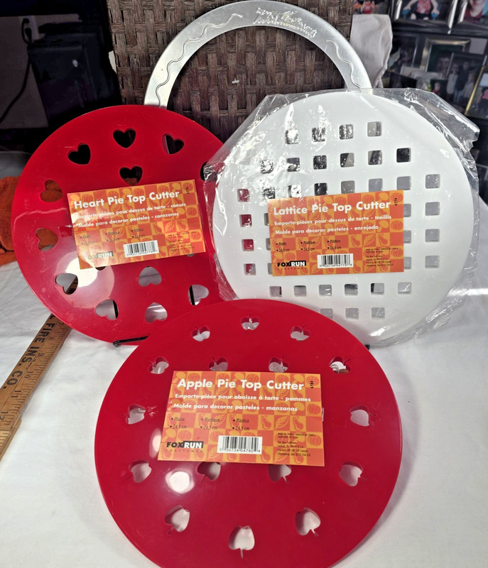 Fox Run Pie Top Cutter Set of 3 Apple Heart Lattice & Mrs. Anderson Crust Shield