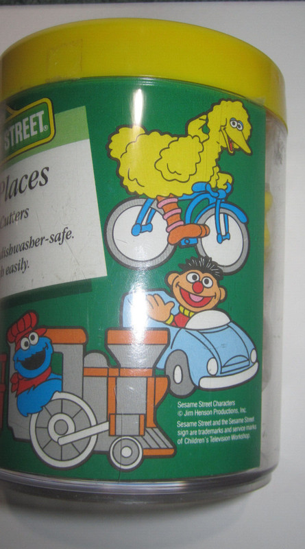 Vintage Wilton Sesame Street Going Places 8pc child safe Cookie Cutters gallery