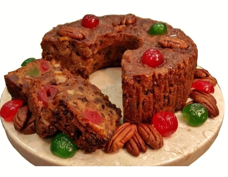 Assumption Abbey Fruit Cake in Traditional Tin, 2 lbs 32 Ounce (Pack of 1)