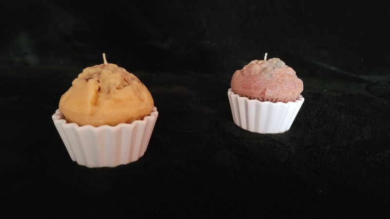 Large Scented Candle Muffin Hallmark Glass Cupcake Liner Lot of 2 Excellent gallery