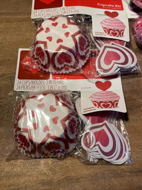 Valentines Muffin Cupcake Liners 400 PCS Baking Cups gallery