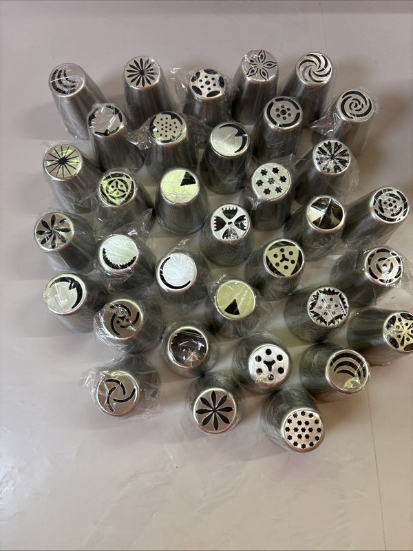 34 Large Russian Piping Tips With Coupler gallery