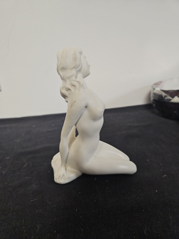 Female Nude Female 8 Inches Tall gallery