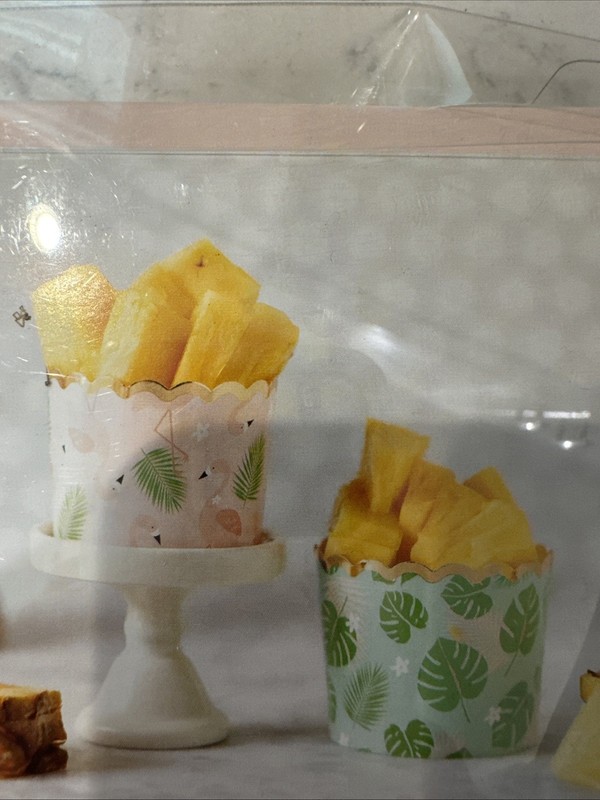 Flamingo & Palm leaf themed cupcake baking cups 50 count Brand New