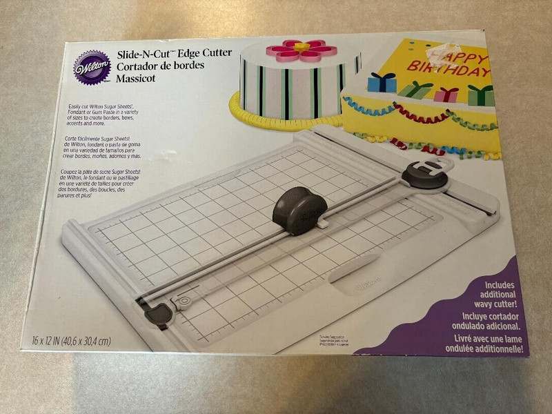 New Wilton Slide-N-Cut Edge Cutter for Sugar Sheets, Fondant or Gum Paste