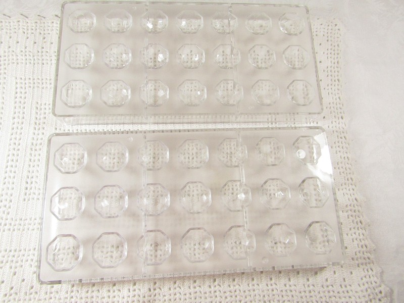 2 Trays Half Octagon Shape Chocolate Molds 1" Diameter BPA-Free Plastic New gallery