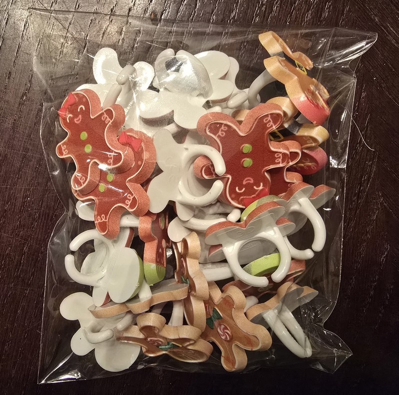24 Pcs Cute Gingerbread Friends Cupcakes Rings By Decopac gallery