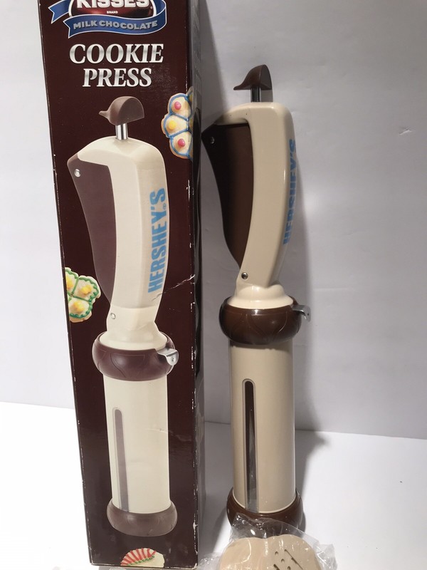 VTG Hershey’s Kisses Cookie Press Baking Tool Old Stock New In Box 2006 gallery