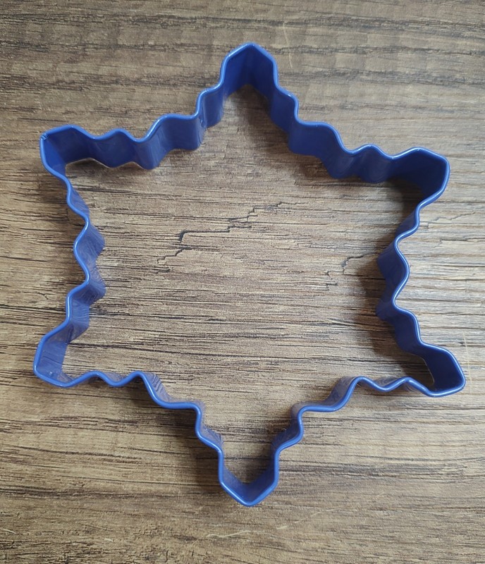 Cake Decorating And Party Supplies Metal Blue Snowflake 4″ Wide B12