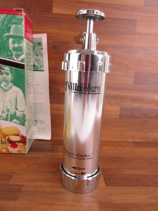Villaware Classic Cookie Press Pro Spritz Holiday Christmas Baking Easy 5675 NEW gallery