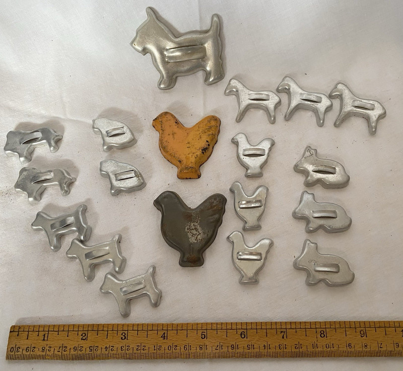 Lot of 19 Mini Metal Cookie Cutters, Farm Animal Shapes, Assorted Designs
