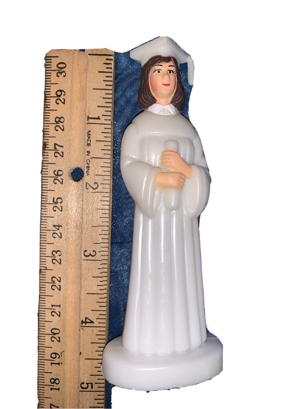 DECOPAC WHITE FEMALE GRADUATE WHITE GOWN CAKE TOPPER FIGURINE