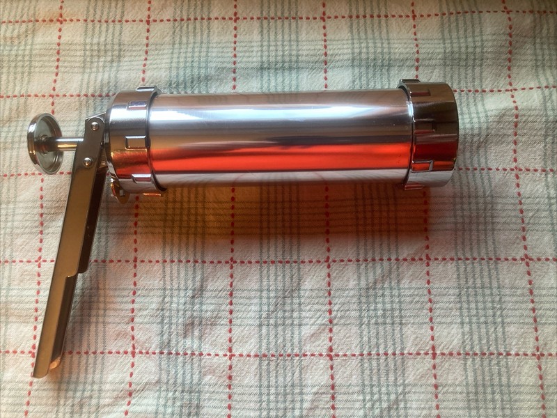 VillaWare Professional Classic Cookie Press 5675 - EUC! Extra clean —complete! gallery
