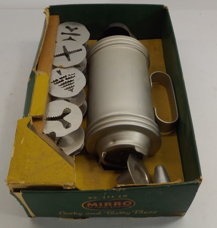 Vintage 1950s Mirro M 358 AM Cookie Pastry Press Maker – Aluminum NIB See Pics