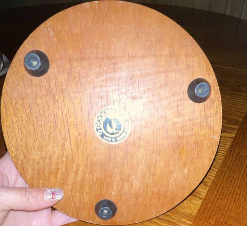 Goodwood Round Brown Wood & Clear Glass Cake Stand with Lid and Wooden Base gallery