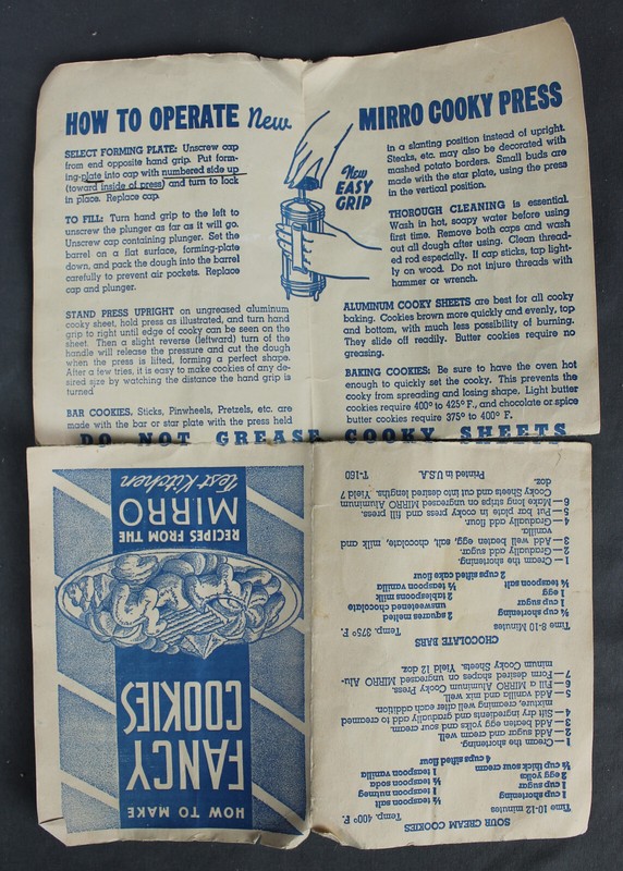 Vintage Mirro Easy-Grip Cookie Press with Instructions/Paperwork gallery