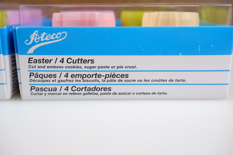 2 Sets of 4 Ateco Bakeware Valentine Plunger Cookie Cutters Easter Themed - NEW gallery