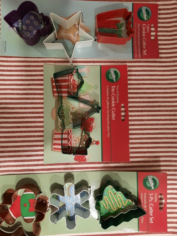 Wilton Christmas Cookie Cutter Sets, Two 3-Piece, OneTrio Cutter, Christmas!! gallery