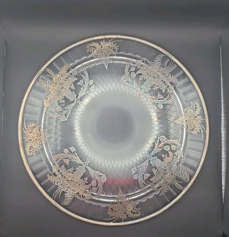 Stunning Vintage Silver Floral Overlay Clear Glass Spiral Diamond Cake Plate 13″