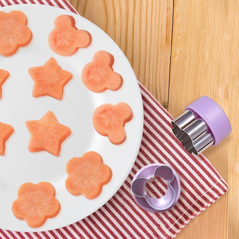 Rust-Resistant Flower Biscuit Cutters – 4 Sizes for Perfect Pastries at Home gallery