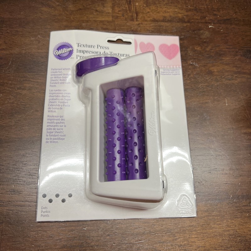 Wilton Texture Press Dot Fondant Decorating Cake Decorating Tool