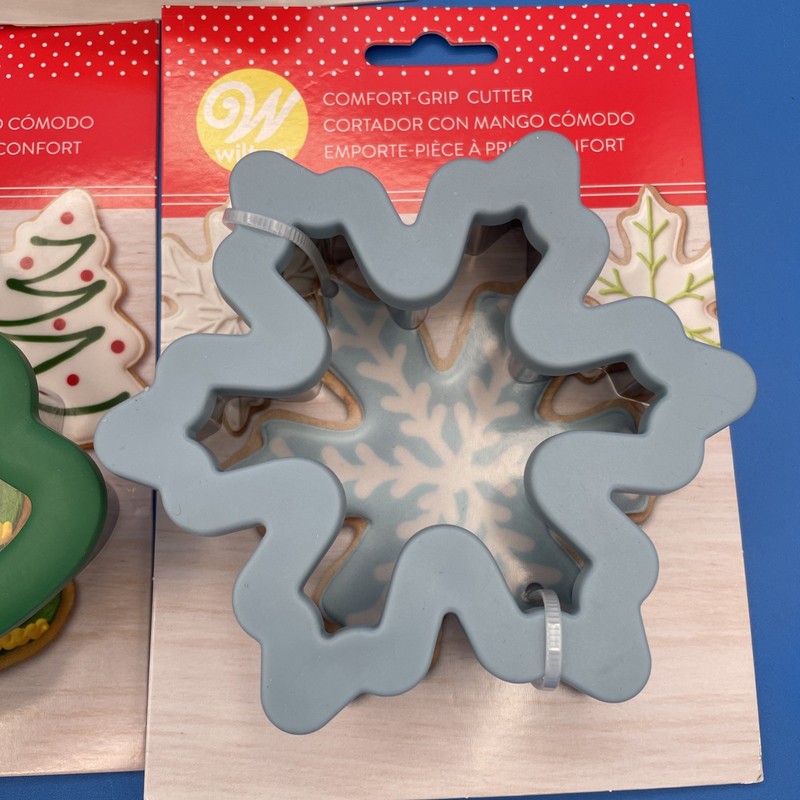 Wilton 4" Comfort Grip Cookie Cutter Christmas Tree Snowflake Gingerbread House gallery