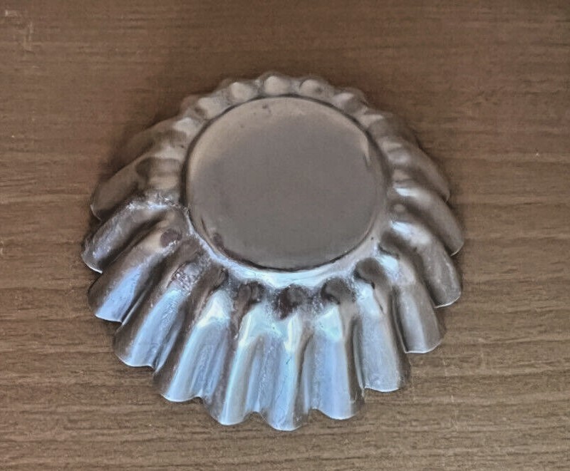 12pcs Reusable Silver Stainless Steel Cupcake, Pudding, Egg Tart Bake Mold gallery