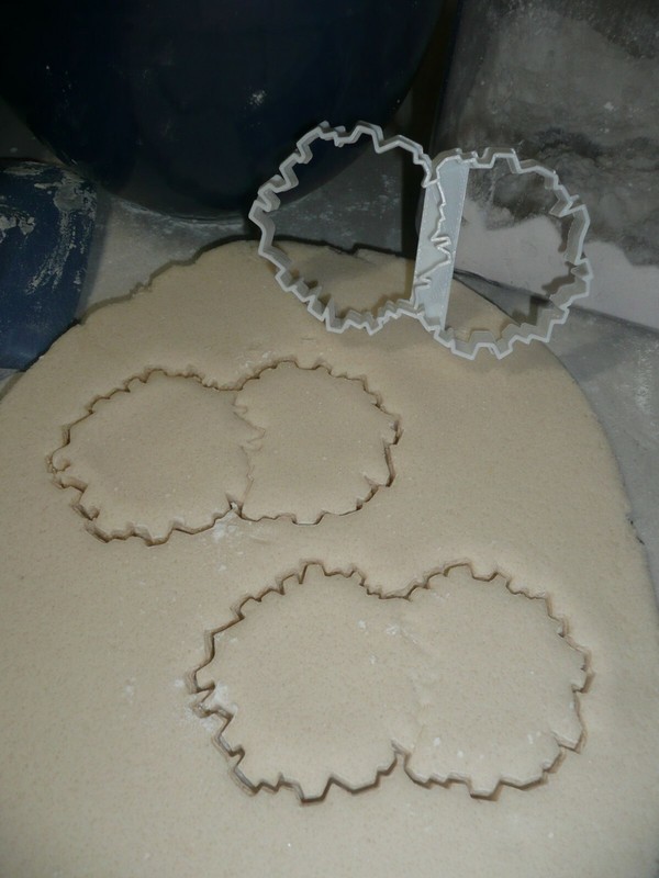 PUTTER OR POMPOMS GENDER REVEAL HE OR SHE BOY GIRL COOKIE CUTTER USA PR1484 gallery