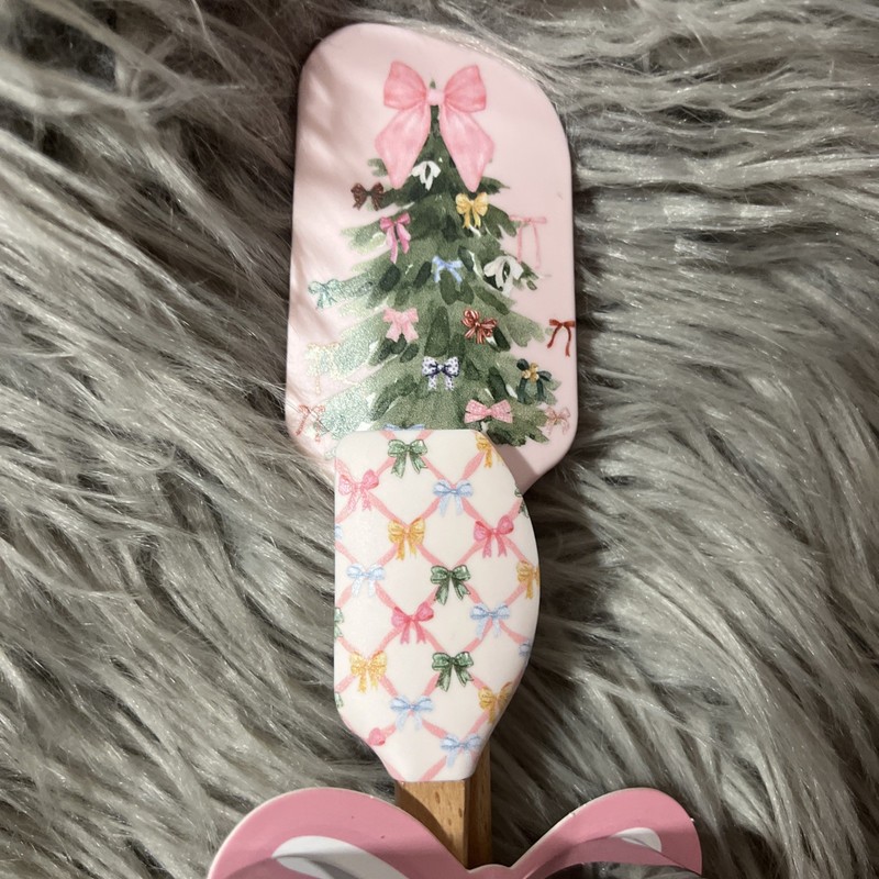 🆕 2 - Spatula and cookie cutter set Pink gallery