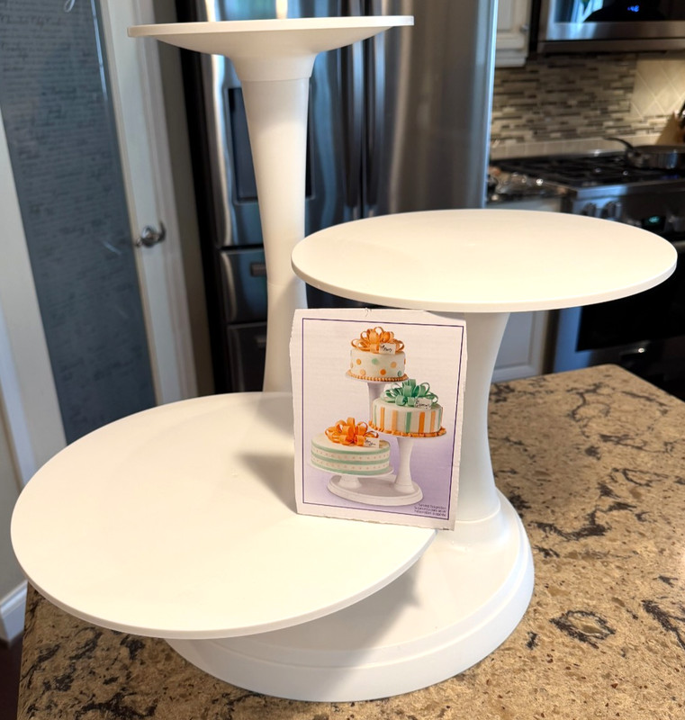 Wilton 3-Tier Pillar Cake Wedding Cake Stand Used Only One Time