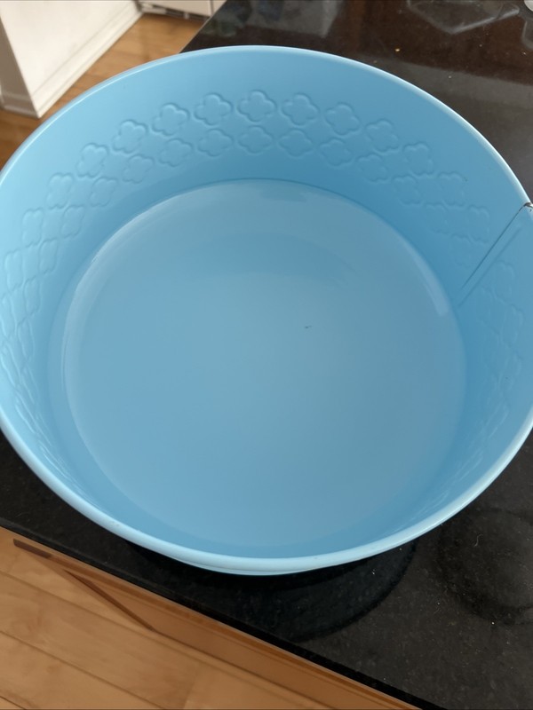 Light Blue Cake Tin Dome With Lid gallery