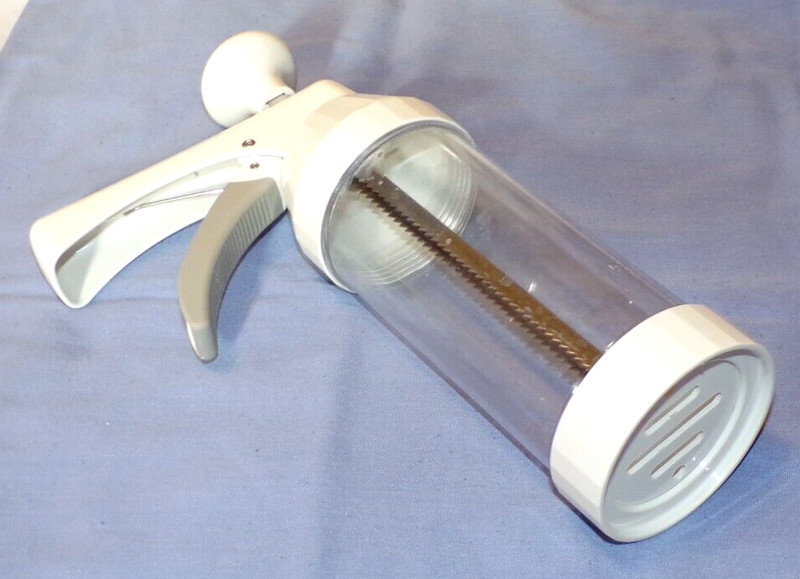 Pampered Chef Cookie Dough Press Gun 16 Disc Molds Model 1525 White Holidays gallery