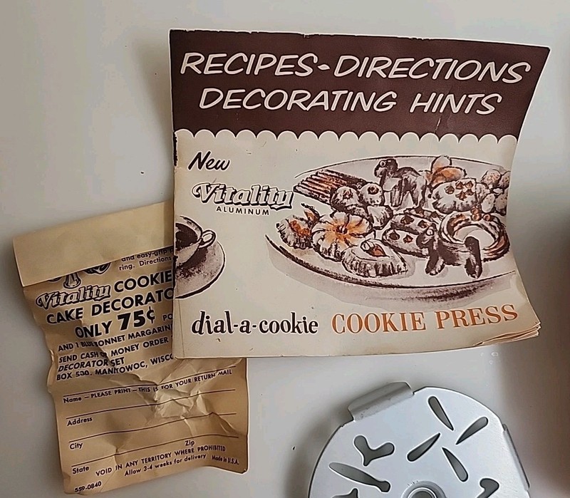 Mirro Cookie Press Dial-A-Cookie Spritz Rotating Dial Cooky Gun w/ Crank VTG gallery
