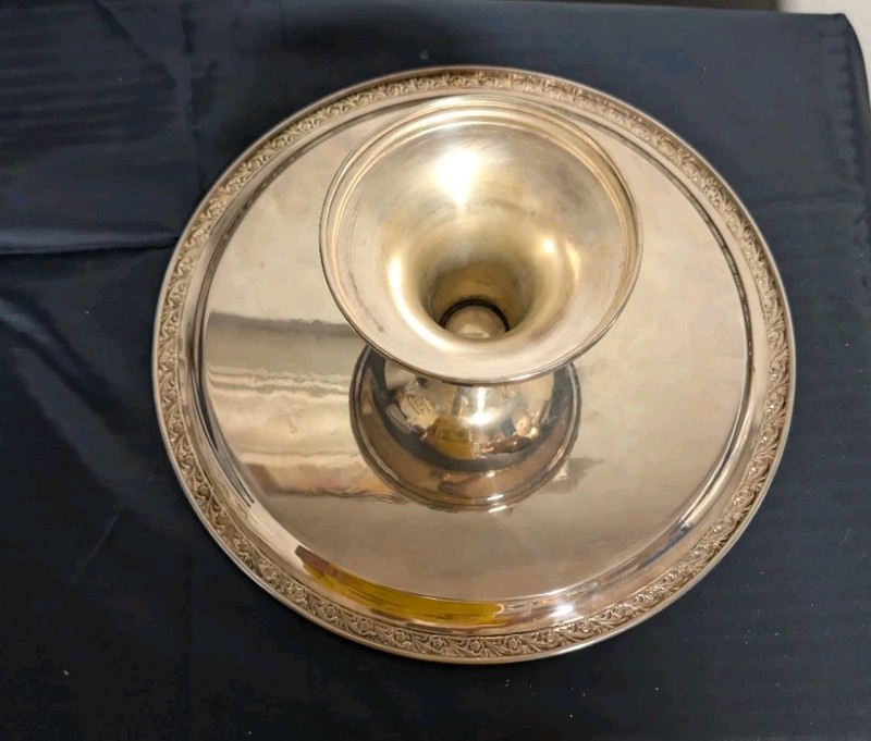WM Rogers Silverplate 742 Cake Stand 12.25” In Diameter X 4.5” Tall gallery