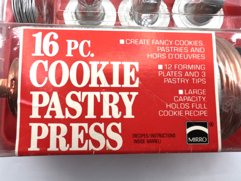 NOS Mirro 16 Piece Cookie Pastry Press With Storage Tray 3 Tips + 12 Discs Boxed gallery
