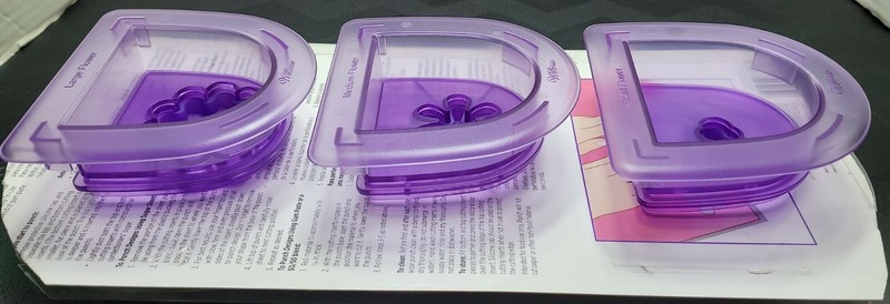 2010 WILTON COOKIE CUTTERS, SUGAR SHEETS, CUTTING INSERT SET, SUGAR SHEETS PUNCH gallery