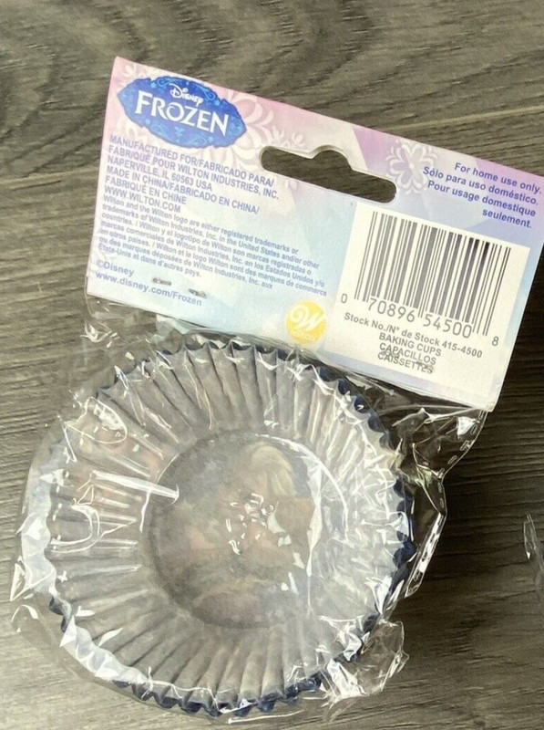 Wilton Disney Frozen 50 Count Anna & Elsa Baking Cups Birthday Kids gallery