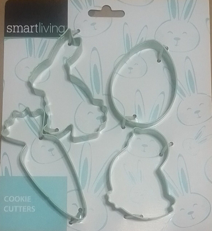 4 Metal Easter Cookie Cutters New in Package Bunny Carrot Egg Bird Green NEW!