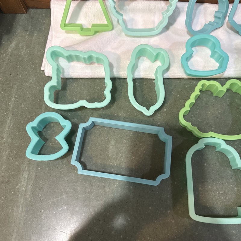 Lot Of 20 Cookie/Playdoh Cutters, 3D print Xmas Holiday various gallery