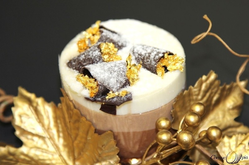 24K Edible Gold Leaf Powder, Shaker, 1g gallery