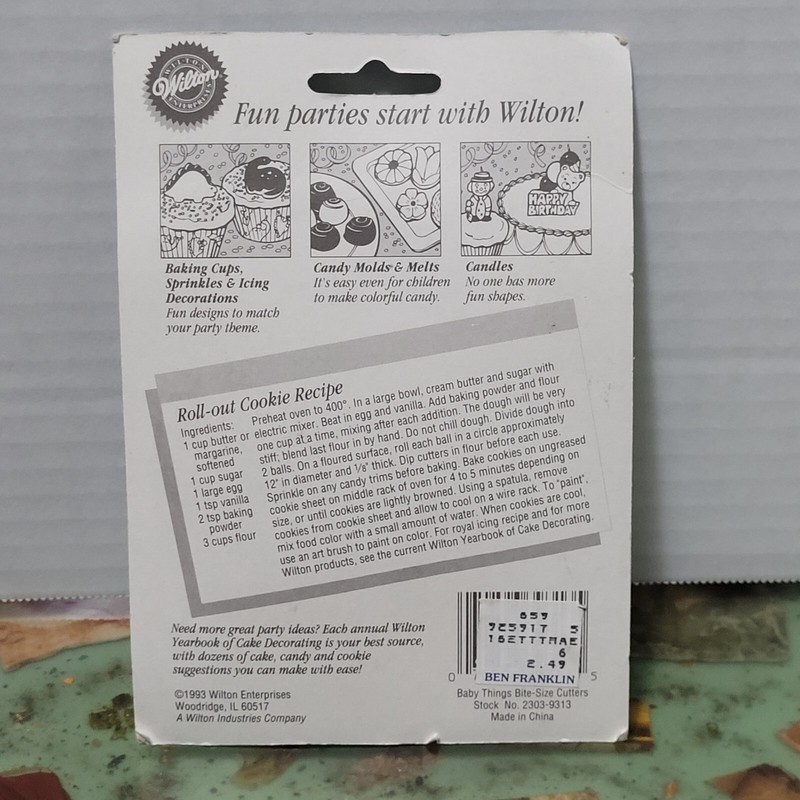 NOS Vintage 1990s Wilton Baby Things Bite Size Cutters set of 5 Shapes 1993 Cute gallery