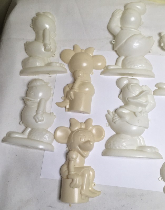 Vintage Disney Characters Sugar Molds WILTON Cake Baking Decorating Craft 1972 gallery