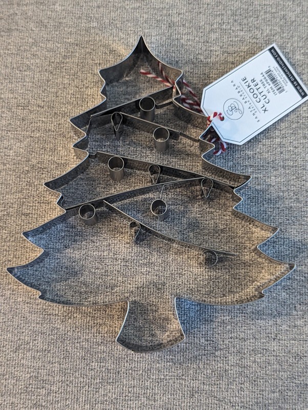 Santa Barbara Design Studio Silver XL Tree Cookie Cutter NWT